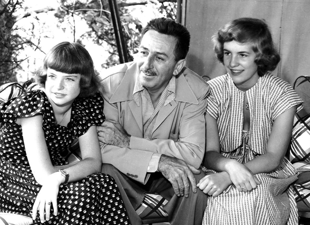 Уолт Дисней и его дочери