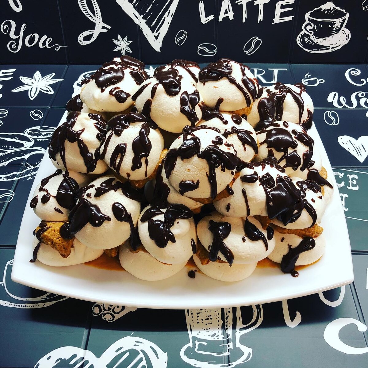 Этот торт не оставит равнодушным никого)