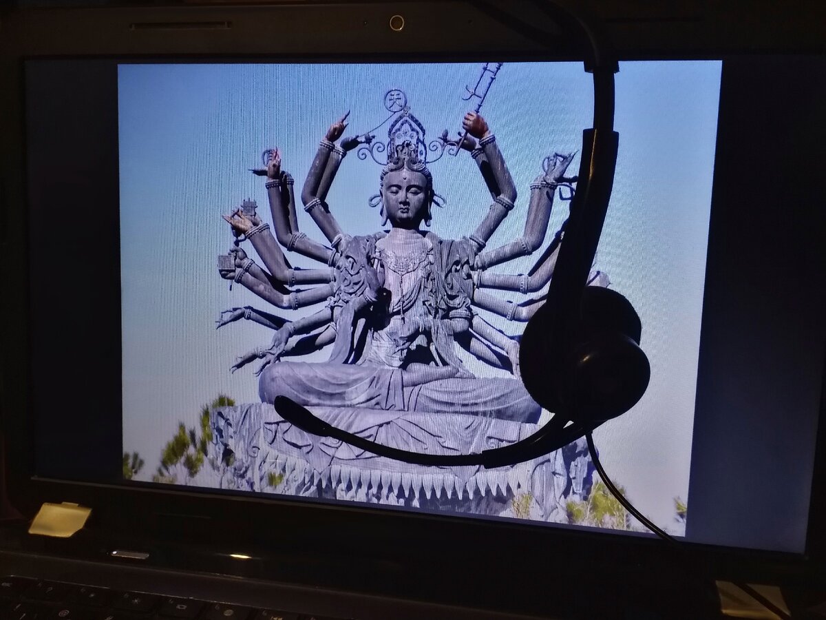 Кто когда-либо руководил внутренним колл-центром, в многоруком Шиве точно узнает себя)))