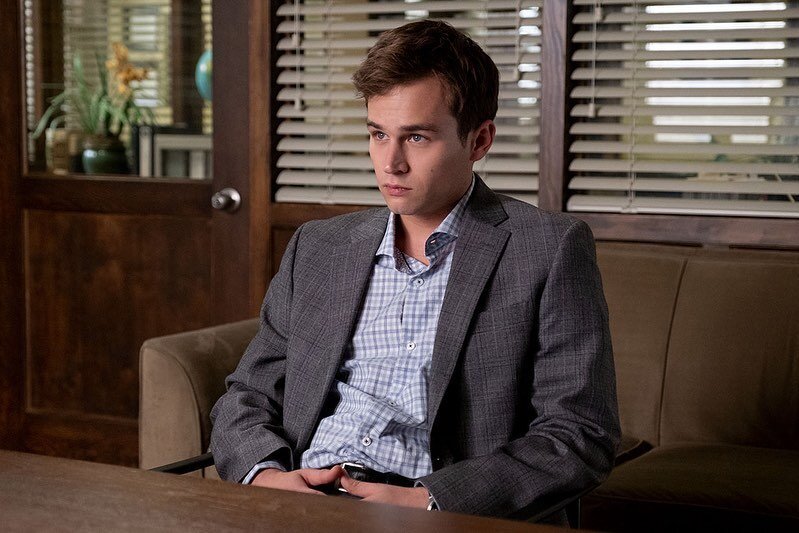 Кадр из сериала "13 причин почему", источник фото: https://yandex.ru/images/