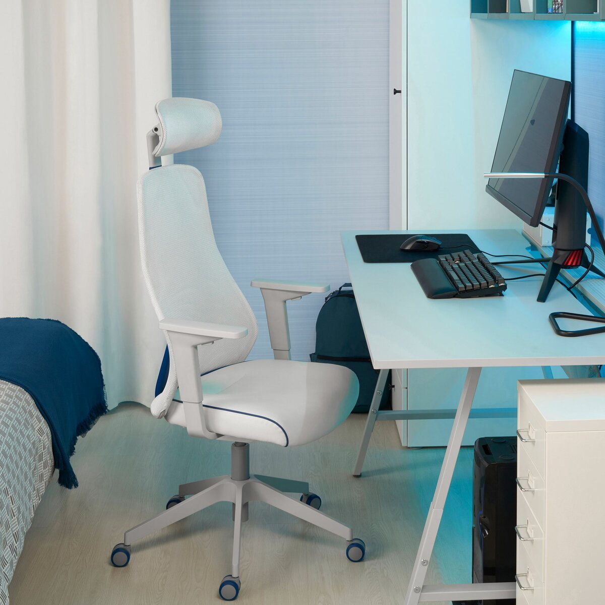 Новый дизайн от ИКЕА. Фото 0тсюда - https://www.dezeen.com/2021/02/10/ikea-gaming-furniture-republic-of-gamers-design/ 