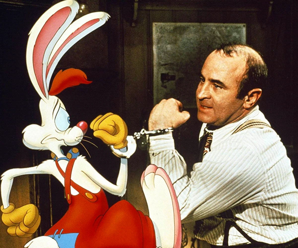 Роли боба. Кролик год Лев кролик. Who framed Roger Rabbit Removed Scene. Кто подставил Кулакова.