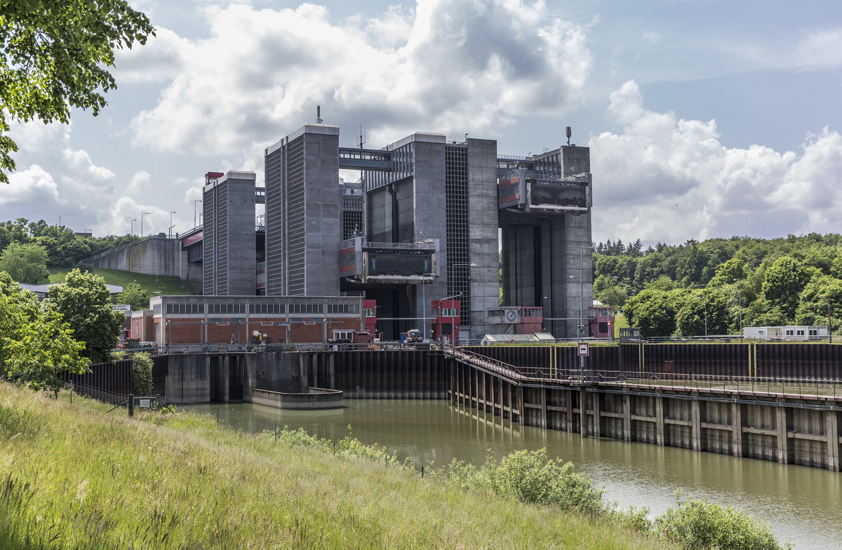 Лифт для кораблей в Шарнебеке (взято из интернета)