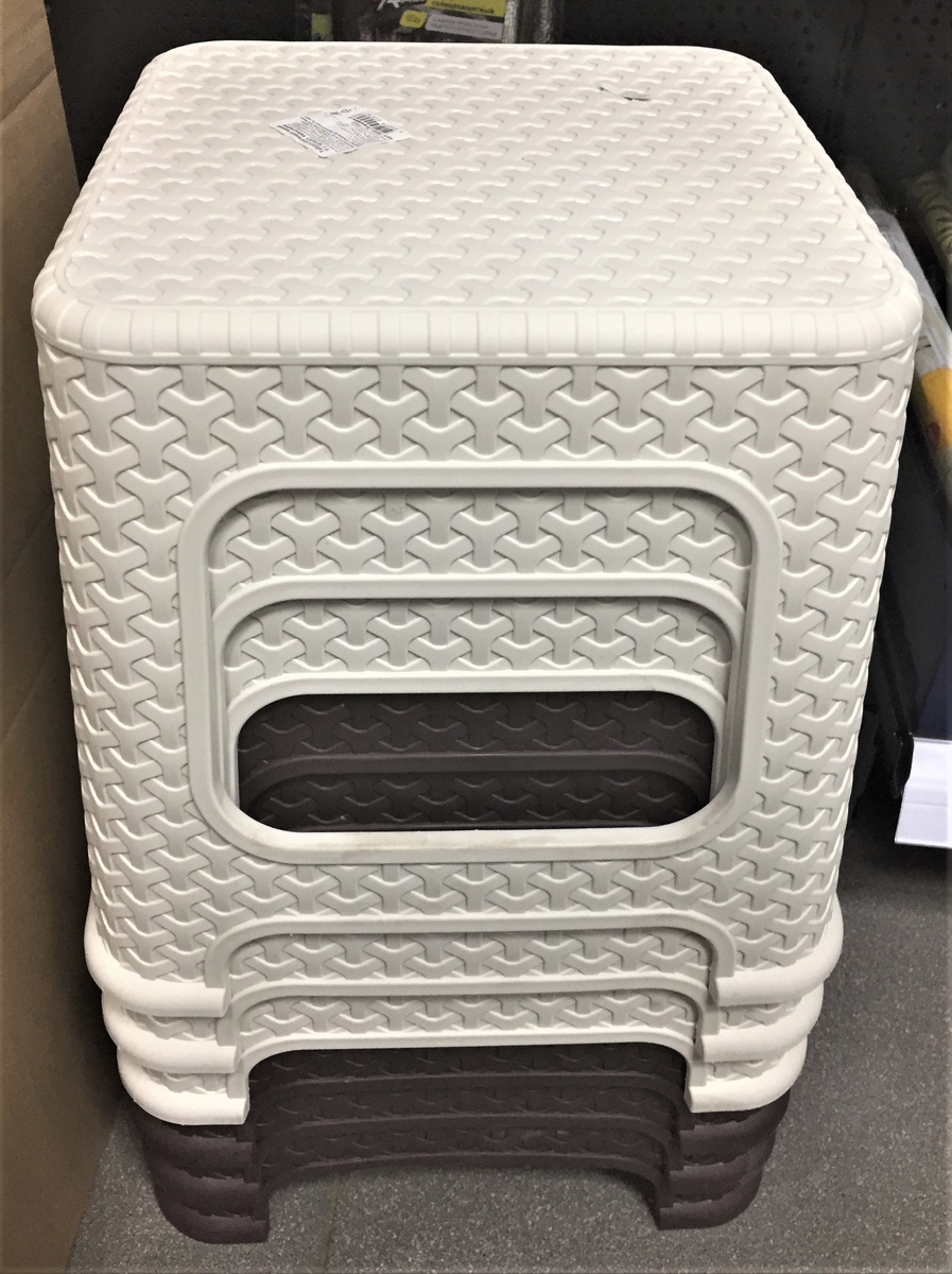 В двух цветах.