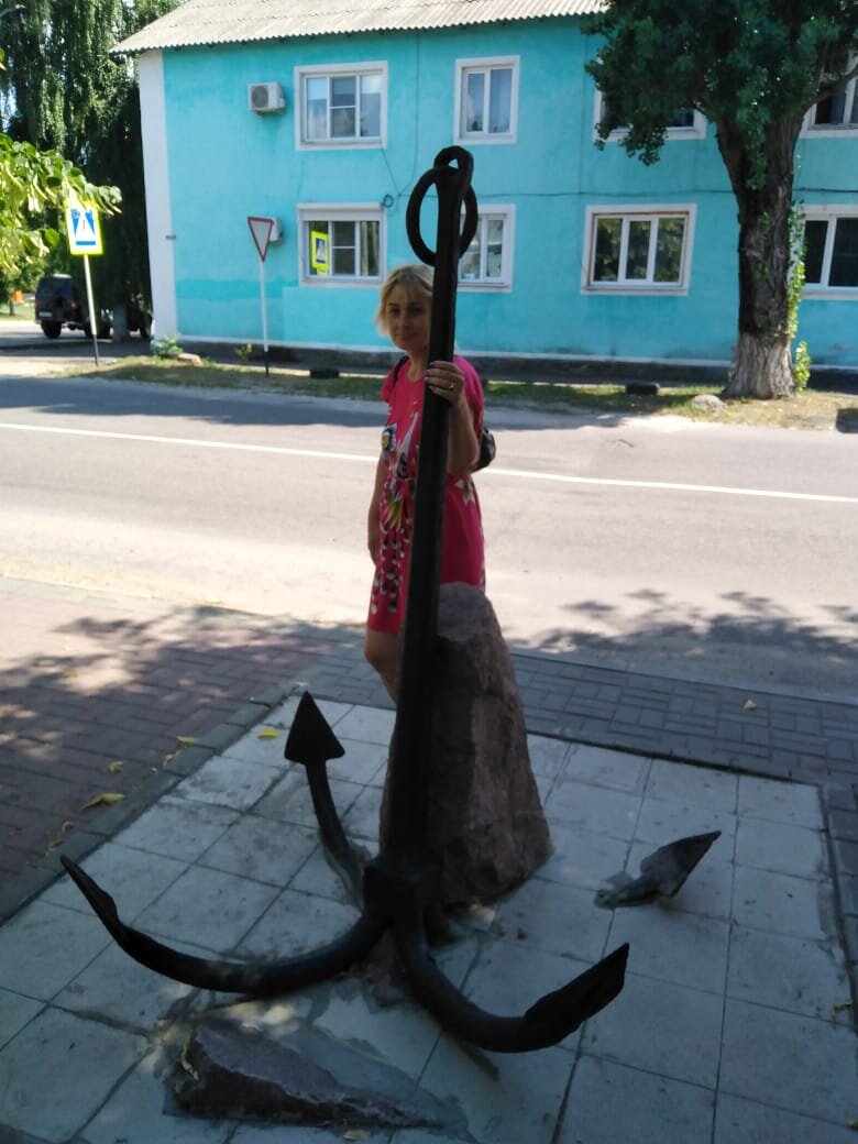 Якорь морского корабля найденный в реке Хопёр.