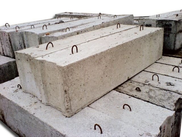 Бетонные блоки наиболее подходящая основа для фундамента