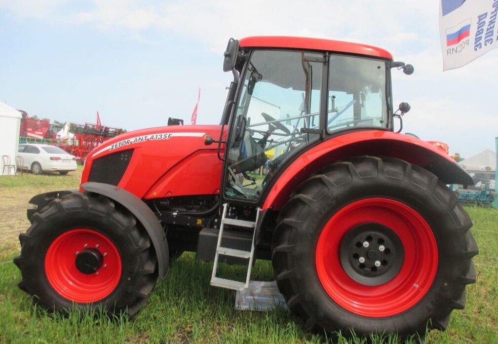 Трактор Zetor «Ant 4135f»