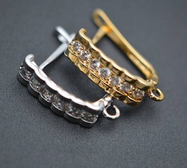 Швенза с английской застежкой является одной из самых удобных и надежных, так как имеют надежную застежку. Но тут необходимо подбирать штырек, который продевается в дырку уха в зависимости от толщены мочки.