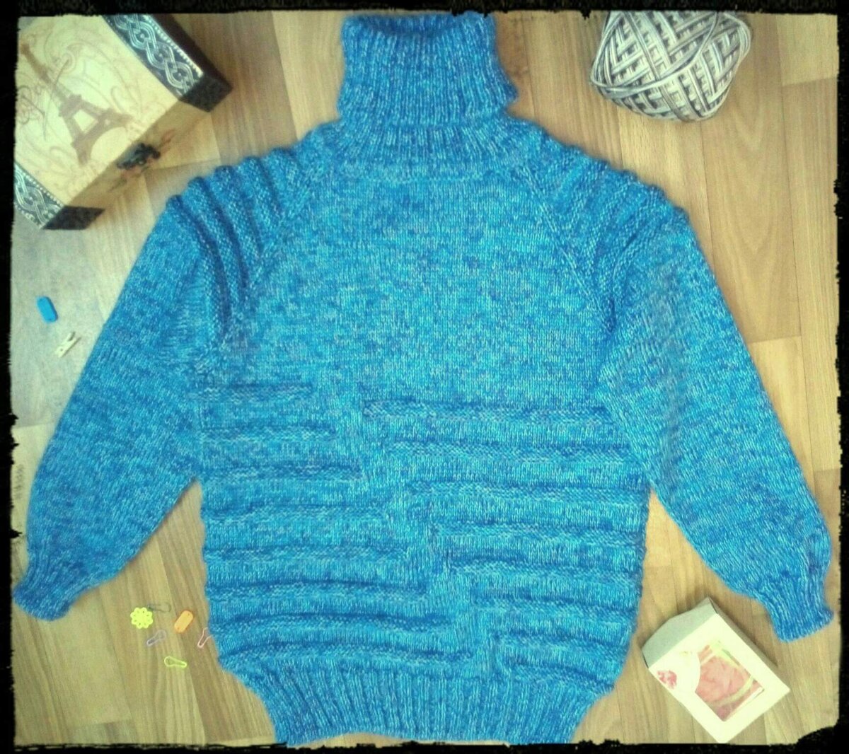 Детский свитер