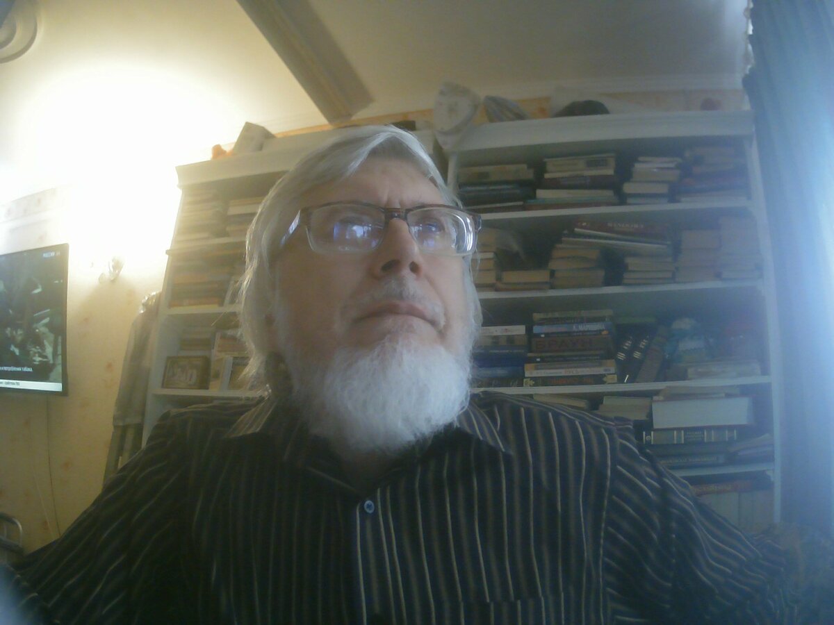 Технологии в программировании меняются так быстро, что основная задача по созданию программного обеспечения в России ложится на молодых. А сделать в нашей стране нужно очень многое