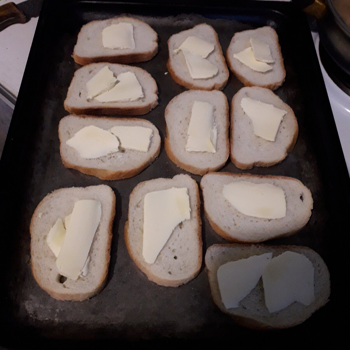 Рецепт белых гренок с чесноком