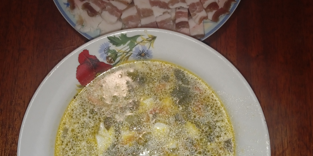 Зелёный борщ на обед.