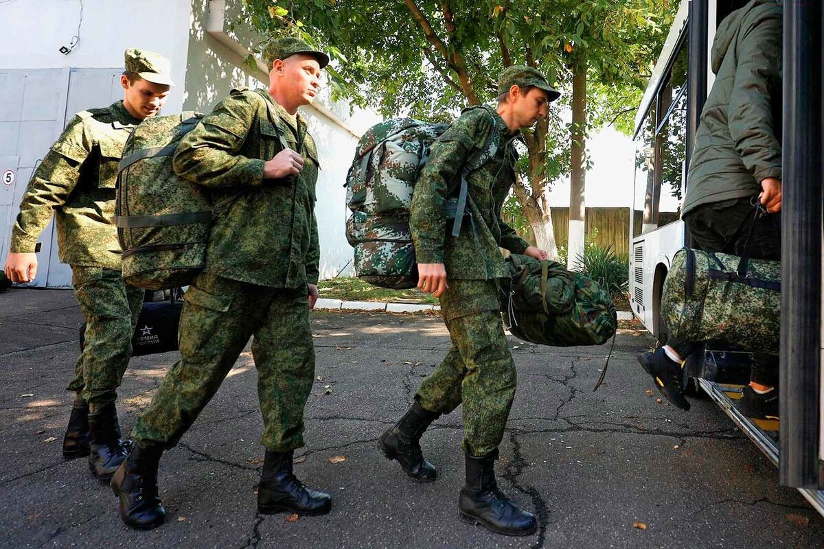     Ожирение, депрессия: с какими еще заболеваниями не берут в армию?