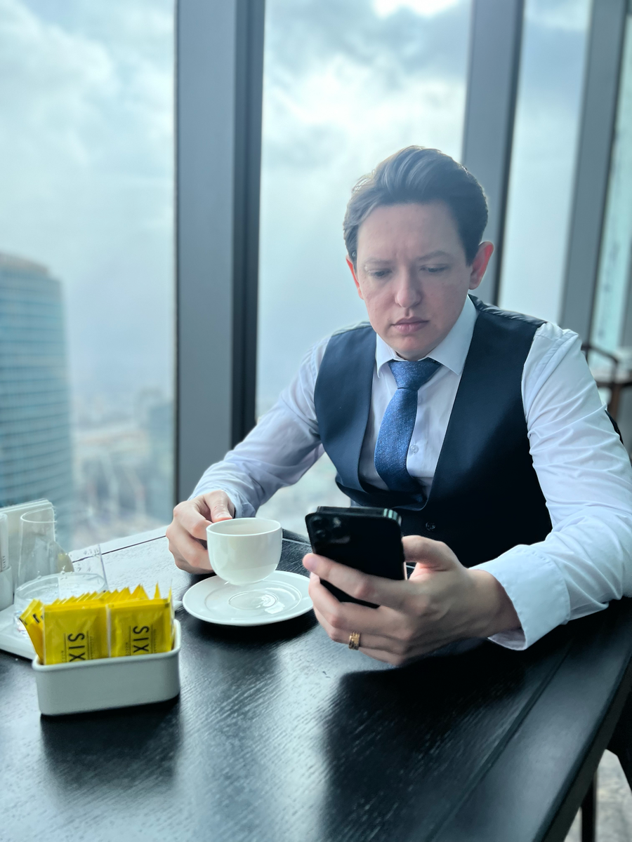 Констанин Романович, Юрист