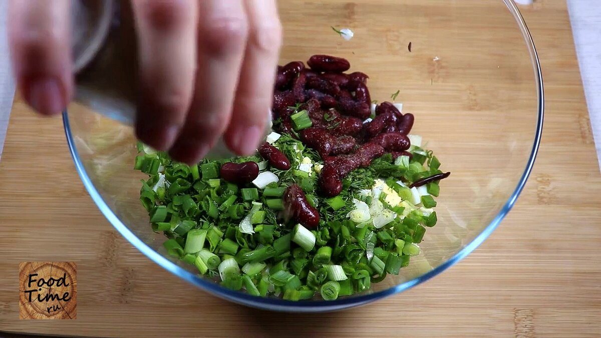 ☘️Салат из консервированной фасоли☘️Сытный и простой в приготовлении☘️ |  Канал Food Time ru | Дзен