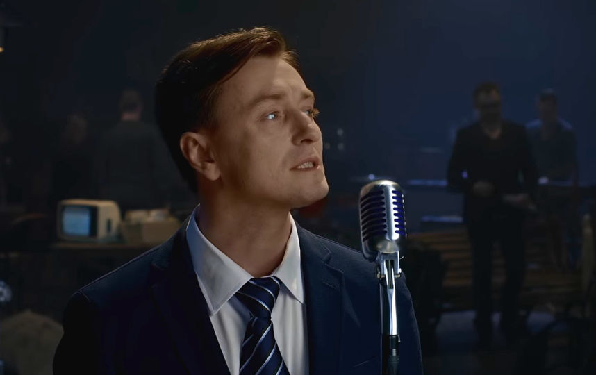 В исполнении сергея. Хвастун сергей безруков. В исполнении сергея. В исполнении сергея. В исполнении сергея.