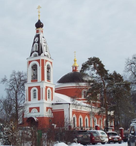 Храм михаила москва. Церковь Михаила Архангела Белоусово. Белоусово Наро-Фоминский район храм. Деревня Белоусово Московская область. Белоусово храм Архангела Михаила 19 век.