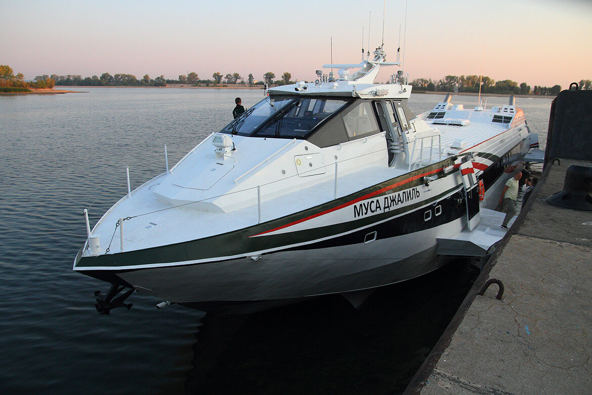 На прошлой неделе судно «Муса Джалиль» положило начало возрождению межрегиональных речных перевозок, пройдя по маршруту Казань-Ульяновск-Казань. Фото: © Михаил Захаров / «Татар-информ»