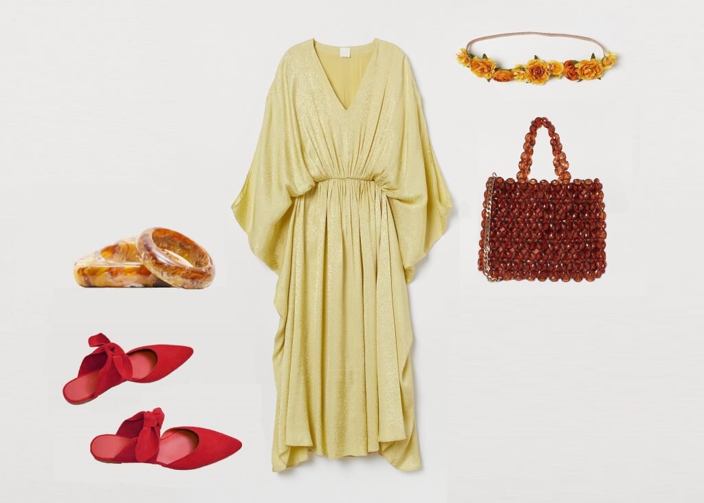 1. кожаные туфли с бантиком — Mango 2. браслеты из смолы — Mango 3. платье — H&M 4. сумка, расшитая бисером — H&M 5. повязка на голову с цветами — H&M