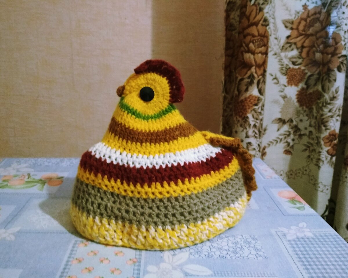 Грелка на чайник крючком