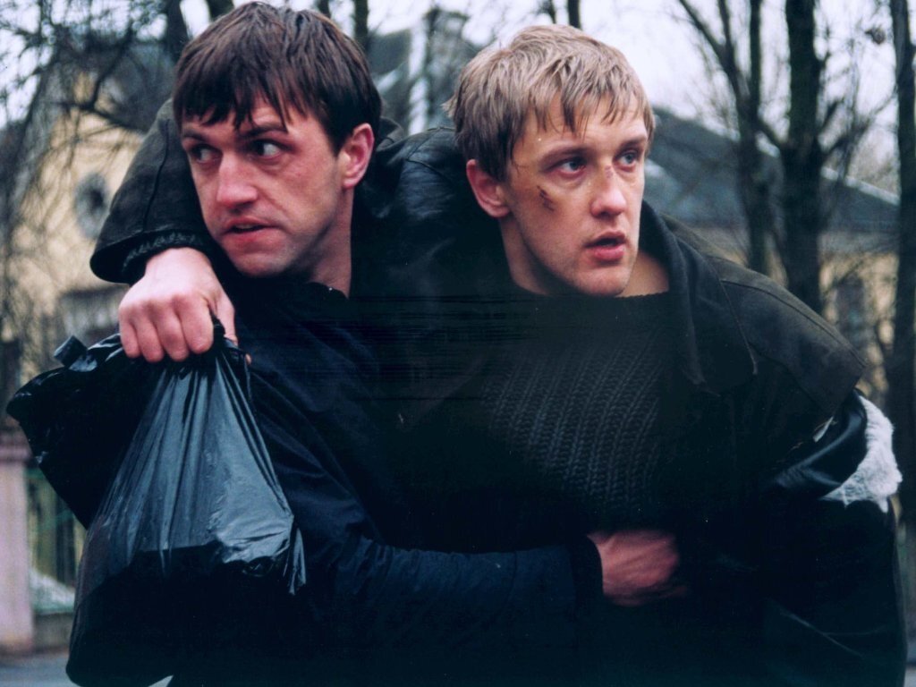                                                                 Кадры из кинофильма "Бумер"