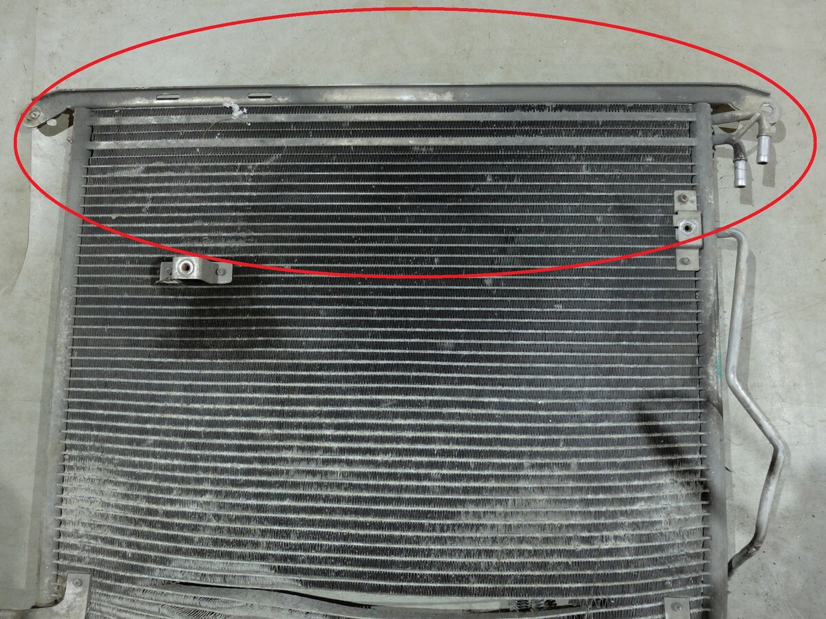 Радиаторная сборка конденсатора.