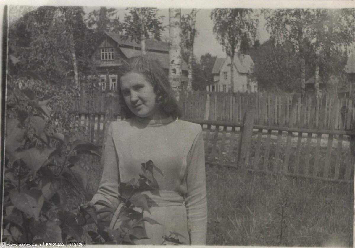 Голицыно в тридцатых годах. Фотография принадлежит Вячеслав Карабулькину