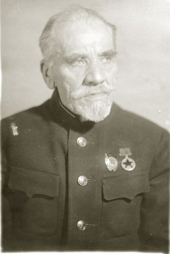 А. В. Шталь — морской офицер Российской империи и вице-адмирал СССР. 