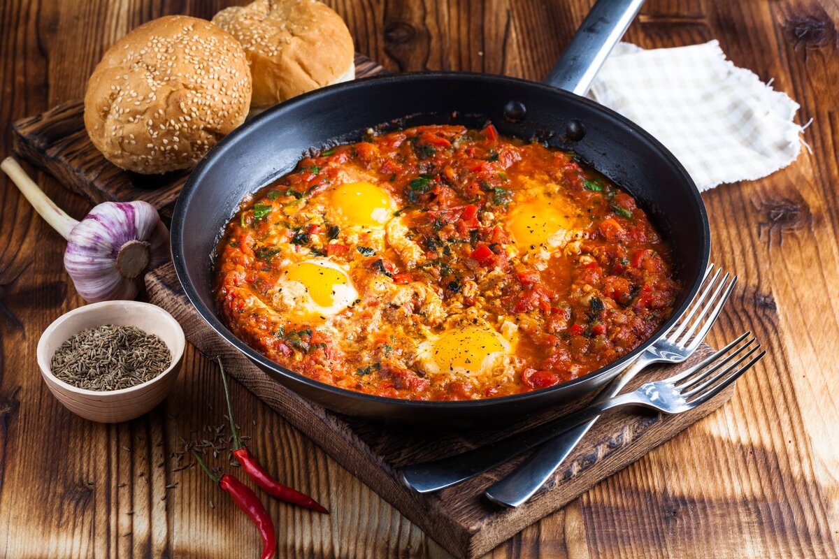 Традиционный израильский завтрак - Шакшука | 😋КУЗНЕЧИК-УЛЫБЧИВЫЙ КУЛИНАР😋  | Дзен