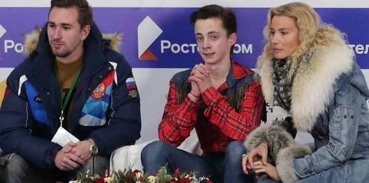 Георгий Куница вместе с Даниилом Глейхенгаузом и Этери Тутберидзе