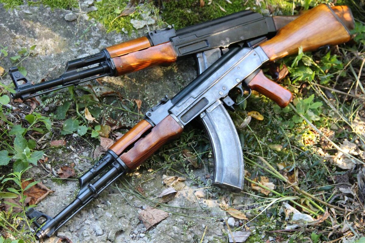 Сувенирное оружие макет Автомата Калашникова АК-47 Люкс