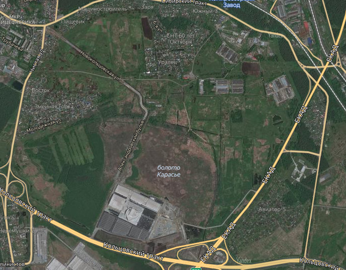 Заболоченное озеро постепенно застраивают