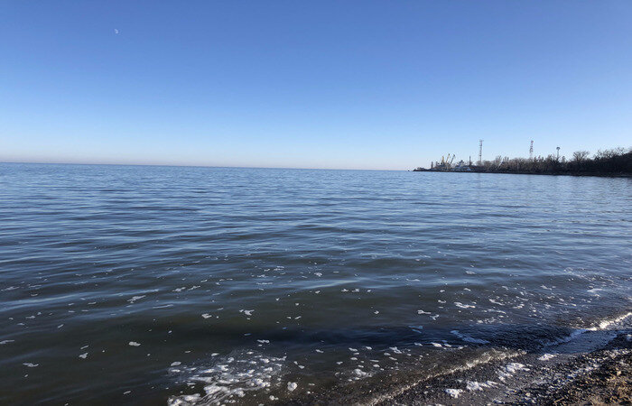 Азовское море в Таганроге. Фото автора