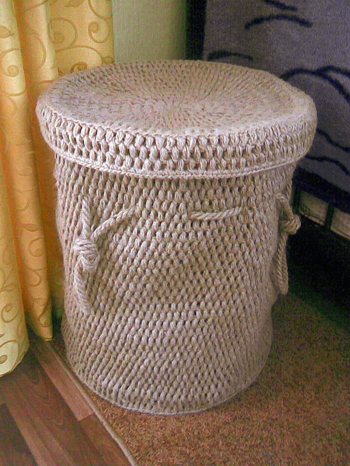 Корзина из конопли как символ радости и беспорядка