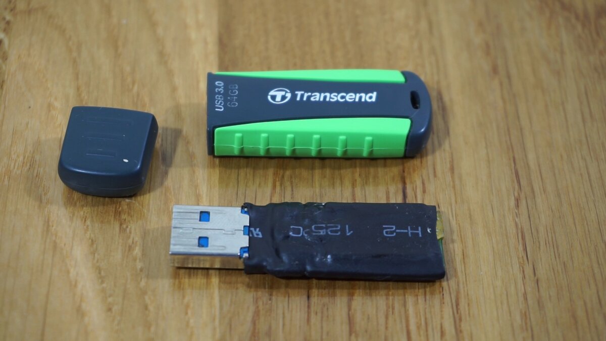 Постирал флешку, что делать? Спасаем USB-накопитель. Что будет, если флешка упала в воду?