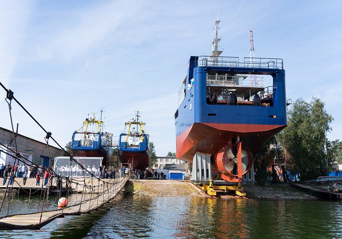 Спуск на воду сейнера-траулера "Всеслав" / Фото: Татьяна Мозжухина | правительство Калининградской области (CC4.0)