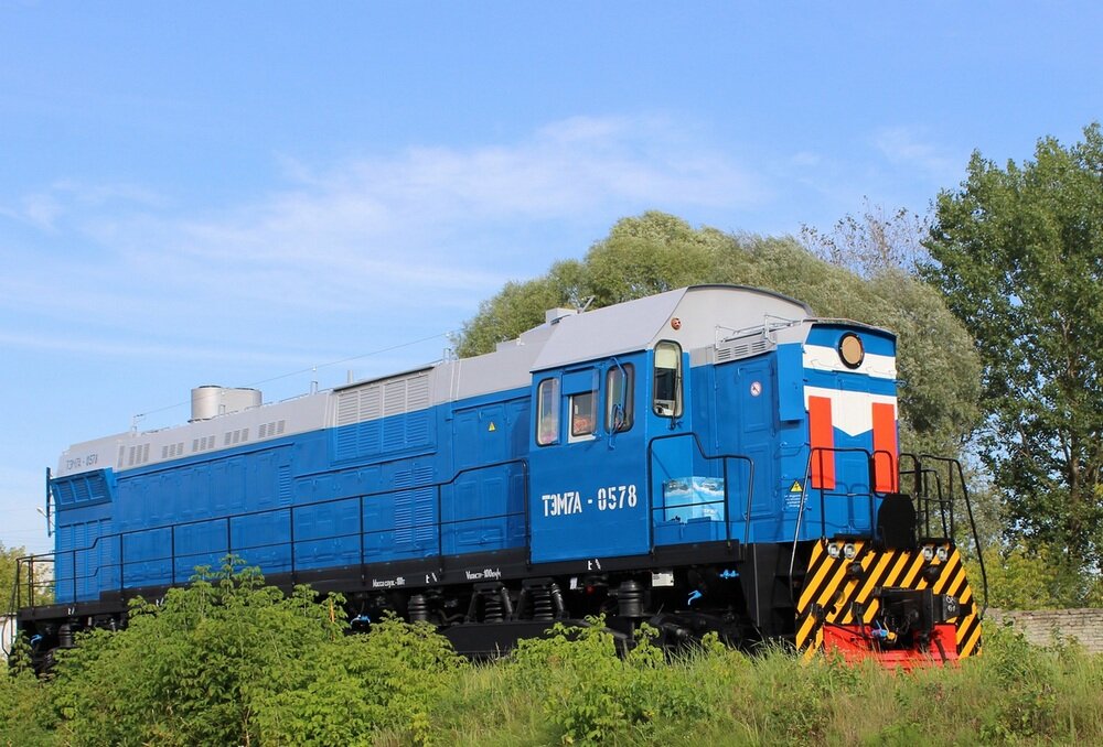 Тепловоз ТЭМ7А, фото «Синара – Транспортные Машины»