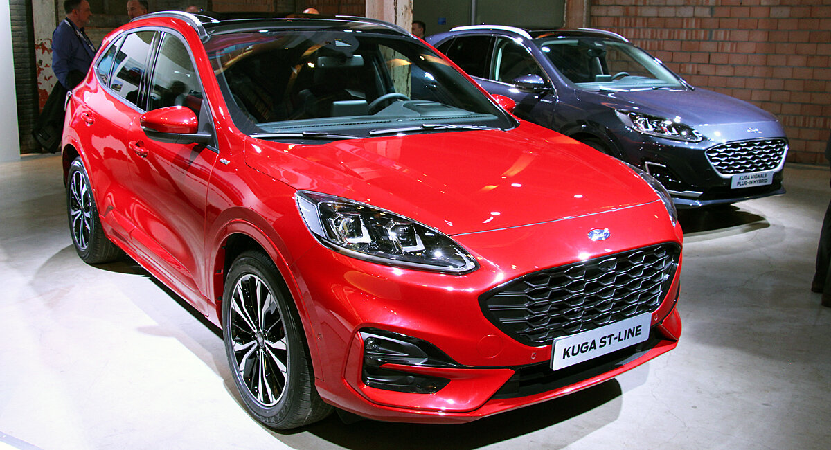 Ford Kuga 2020     3       