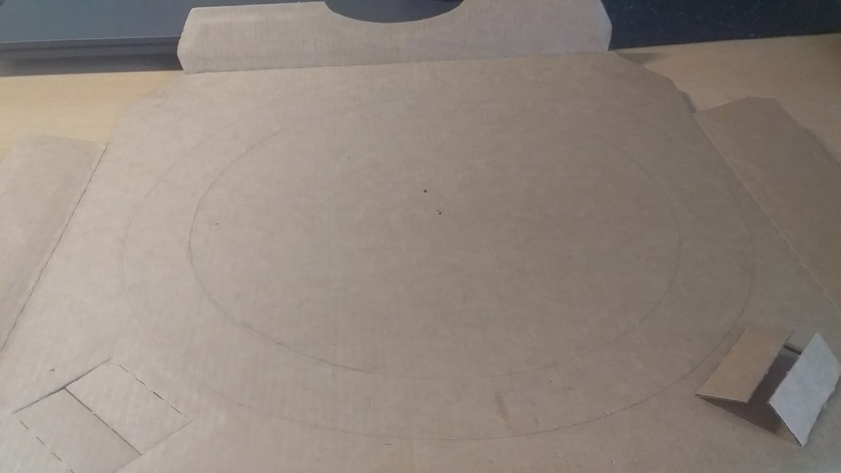 Начертили окружность.