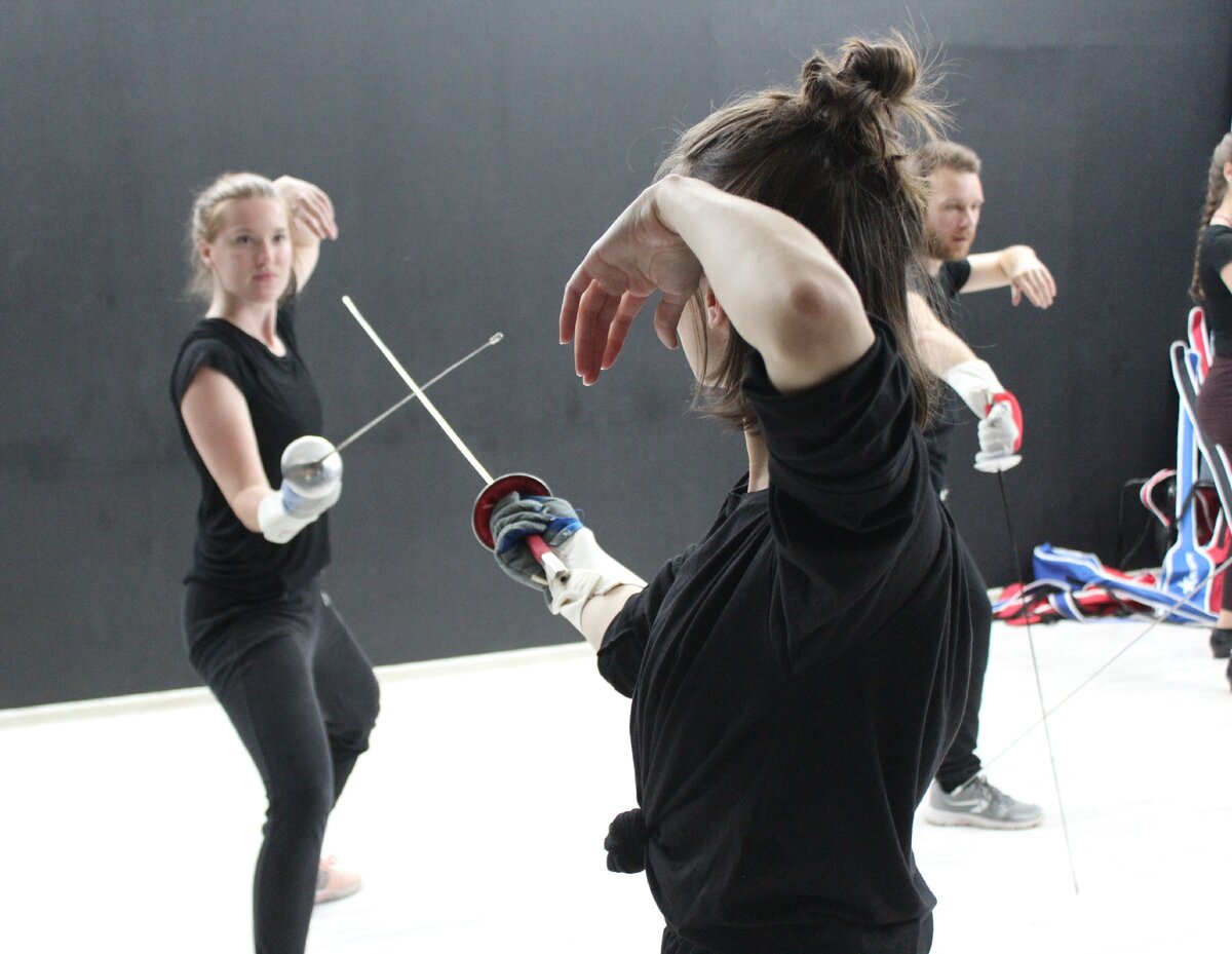 Арт-фехтование в театральной студии "Отражение"