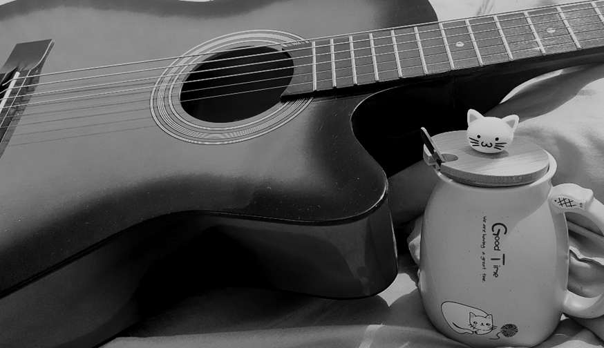 Вспоминаем песни прошлых лет все вместе. 