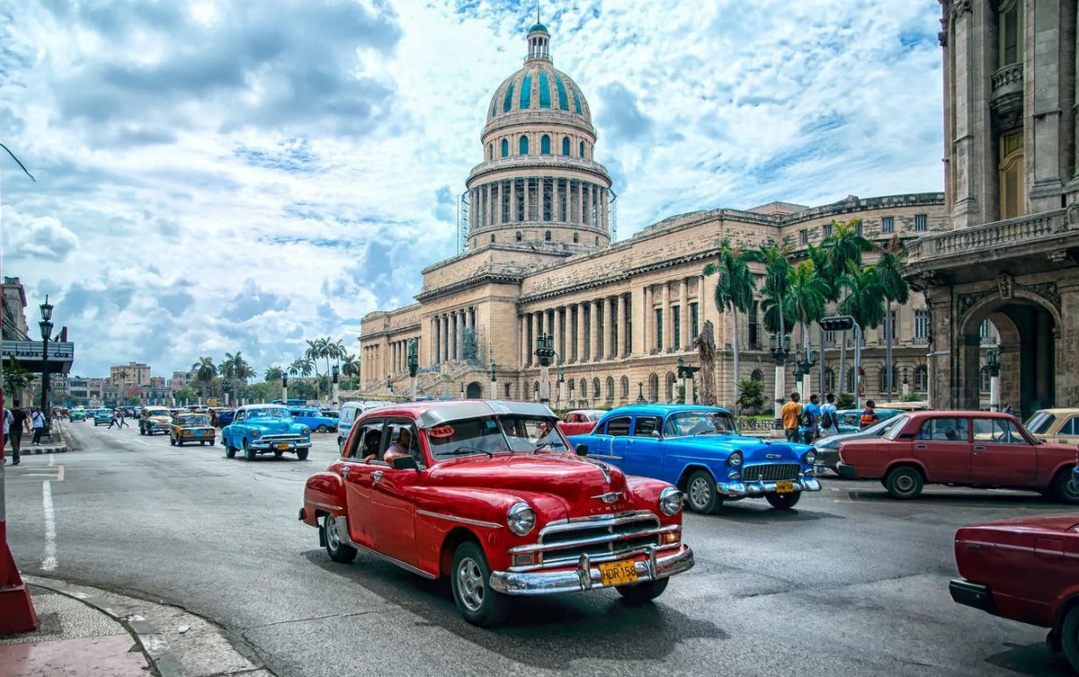 Пестрые краски Кубы. naekvatoremsk.ru