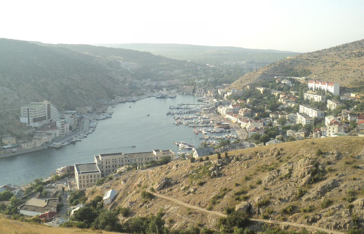 Балаклавская бухта. Фото автора.