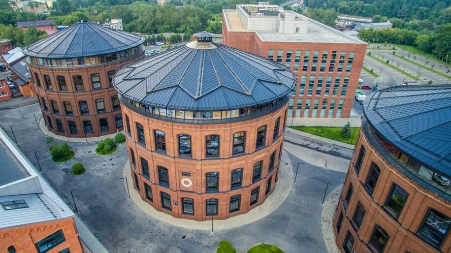 Газгольдеры. Фото из открытых источников. 