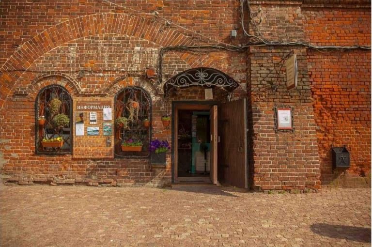 22 сентября 2018 г. «Может рухнуть завтра». Нижегородский кремль готовят к восстановлению https://www.nn.-32