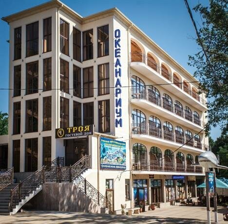 Фото взяты с Яндекс. Карт