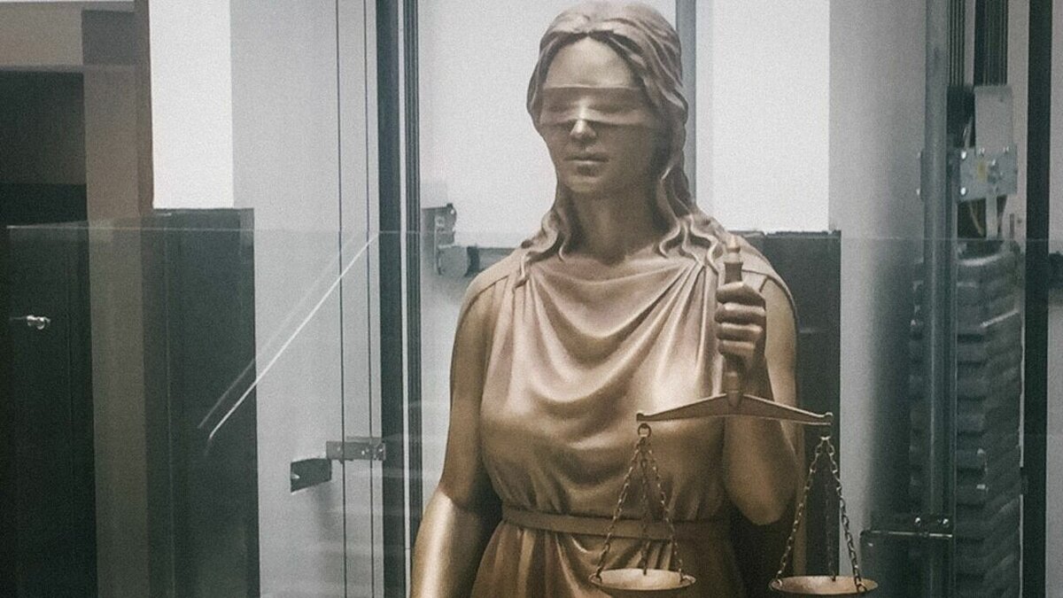     Сначала омичку приговорили к полутора годам лишения свободы за 38 пакетиков «порошка». Другой суд решил, что это общественно опасное преступление.