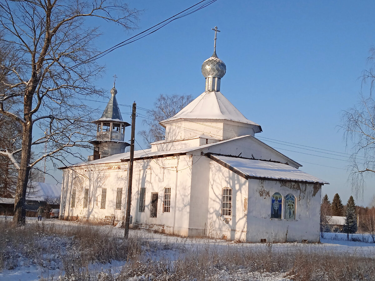 Вид с алтаря. Фото автора.