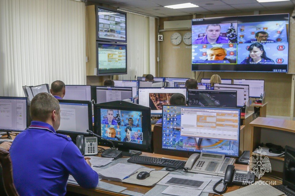     У спасателей начались самые жаркие дни на работе.  ГУ МЧС по Волгоградской области