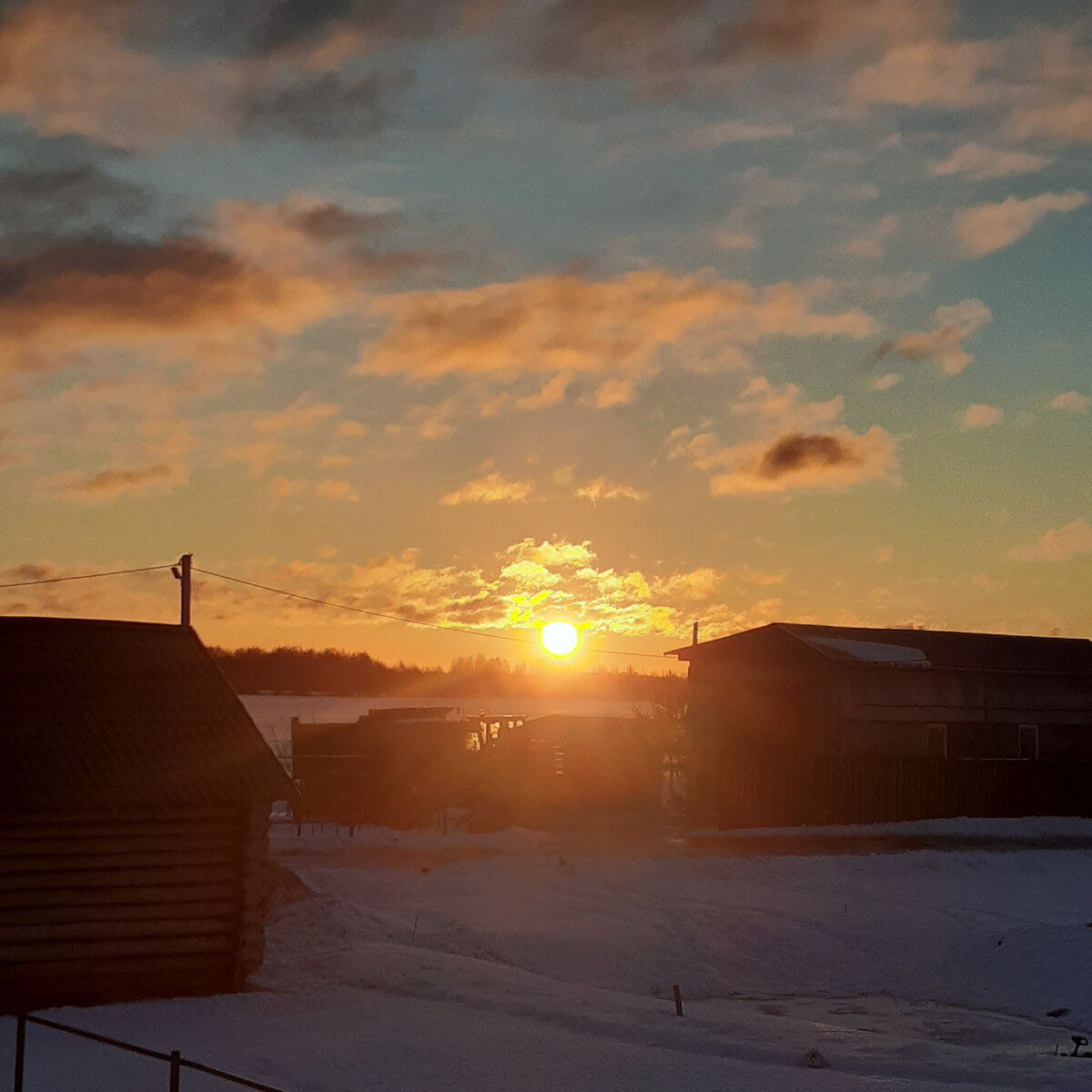 Зимнее морозное утро.